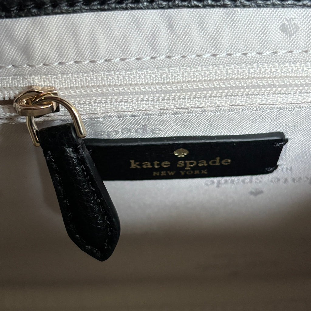 New with tags Kate Spade crossbody bag Authentic 9.6x7.5x3.5
