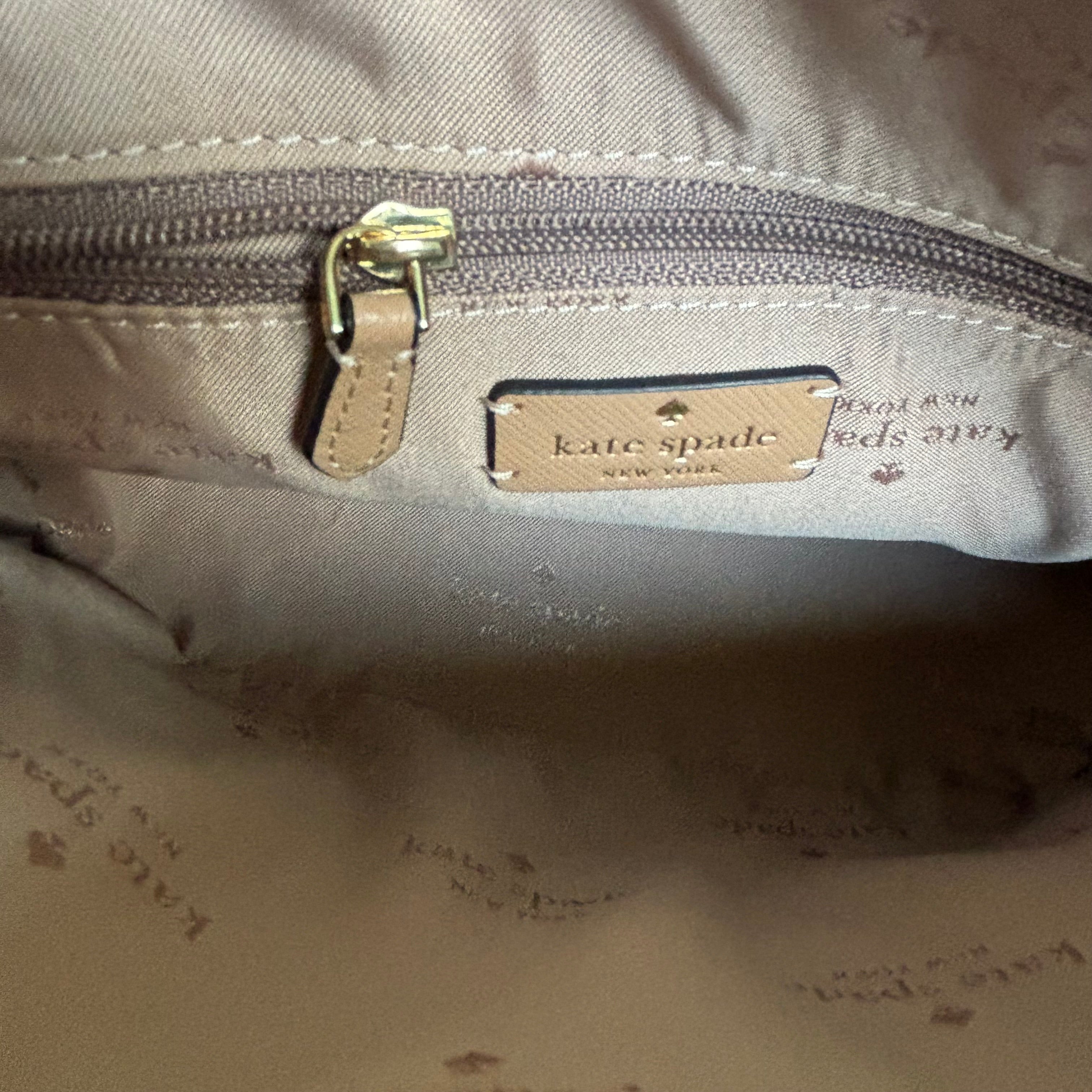 New with tag crossbody bag Warm Beige Authentic 8x5.8x3.1