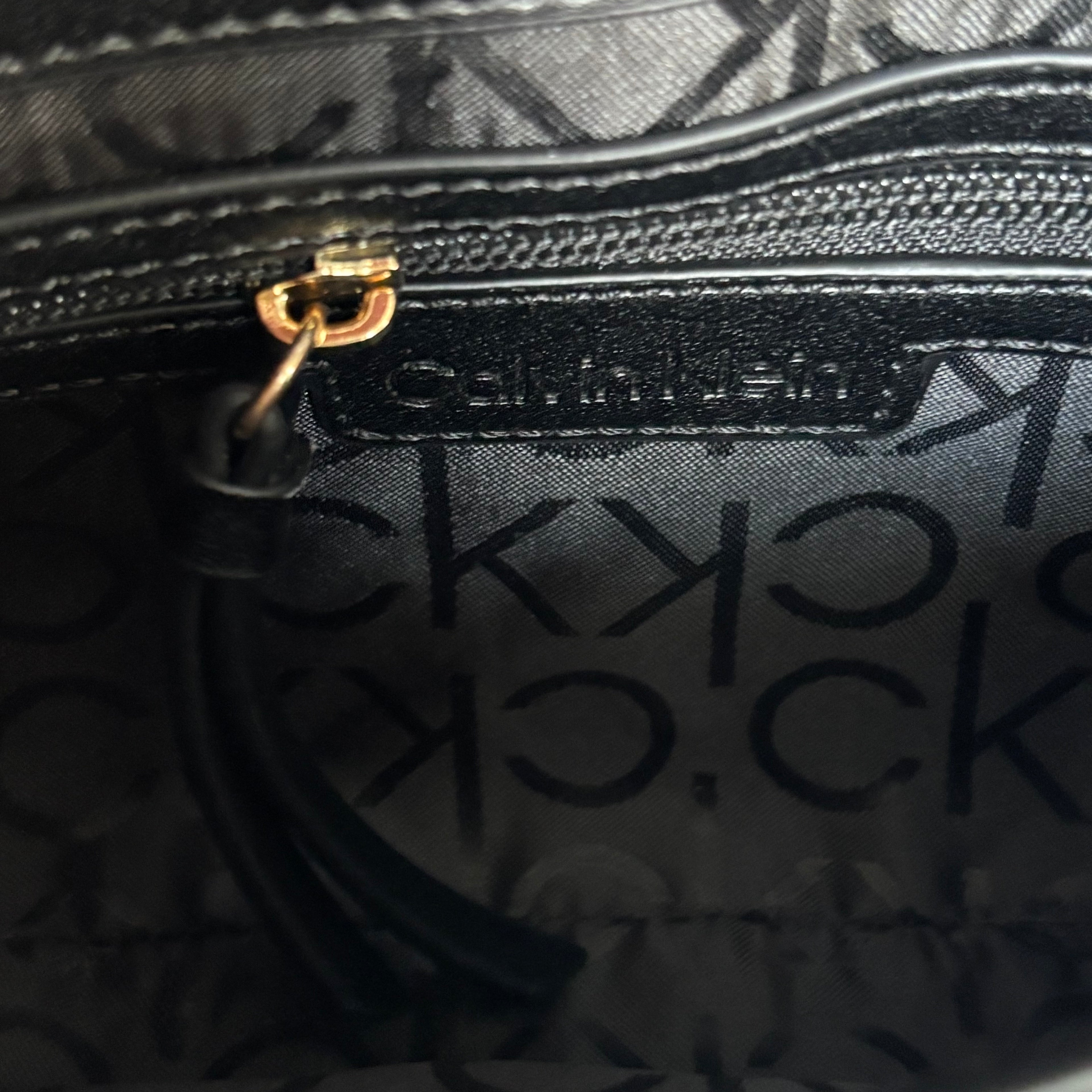 New with tag Calvin Klein shoulder bag brown/ black Authentic 9x6x2.5